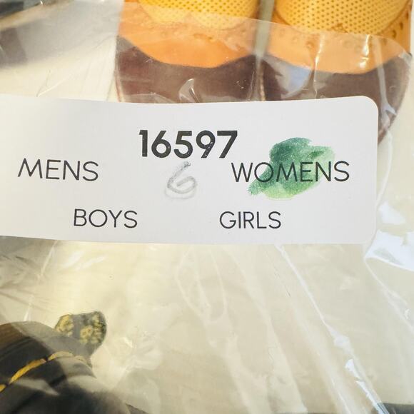 Dr Martens Boot Women 6 Black Leather Ankle Lace Up Combat AirWair Yellow Stitch - Picture 11 of 11